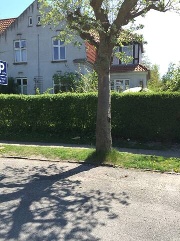 Privat villa tæt på strand og by, familievenlig gallery image 5