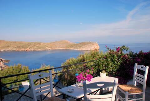 Classic Villa - Superb Location