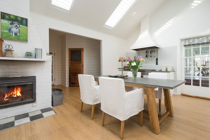 Luxury Retreat Mornington Peninsula gallery image 2