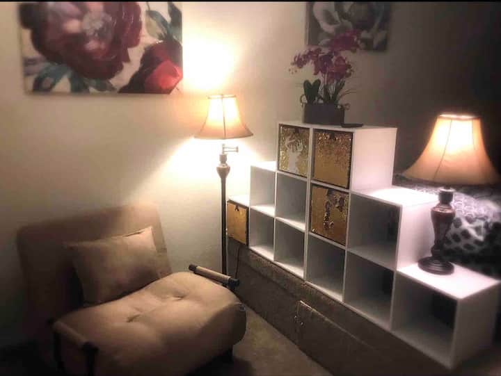 Private Unit W Bath, Own Entry, Shared Kitchen - Santa Ana, CA