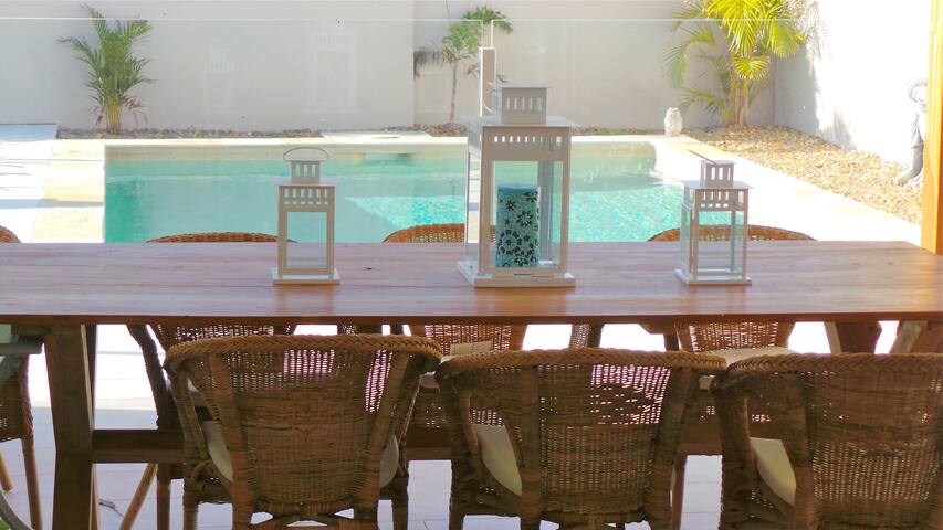 Summer On Avoca Holiday House. Pets / location + gallery image 3