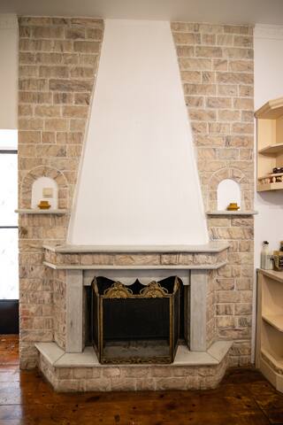 Acropolis view suite with terrace & free parking gallery image 5