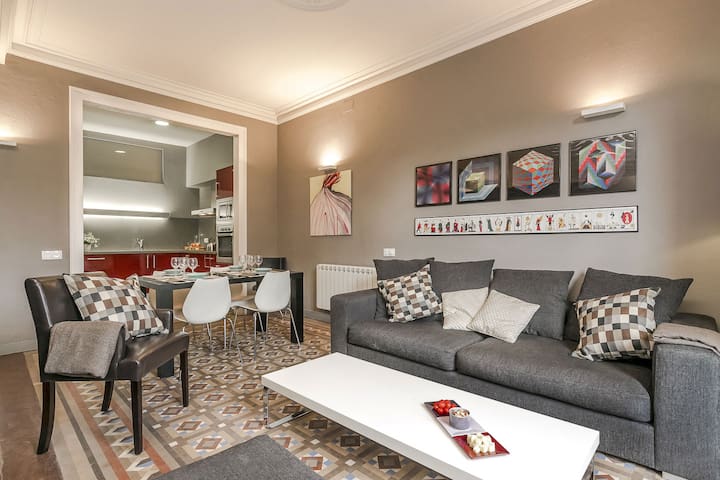 Exclusive Apartment in Paseo de Gracia