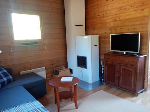 Popular Airbnb listing: Metsorinne 3a horned owl suite in Puolanka