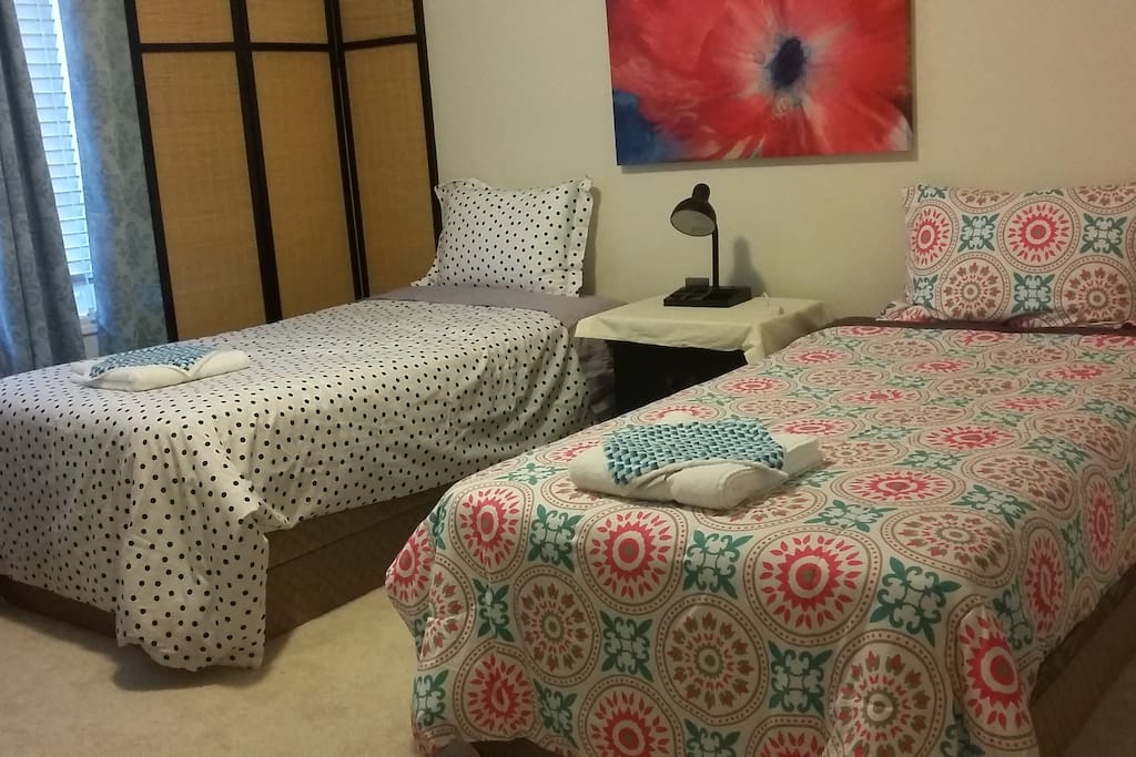 2 Comfortable Single Beds