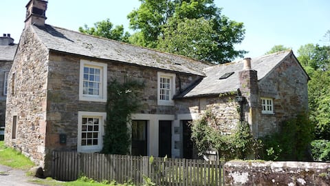 Large mill cottage in Lake District National Park