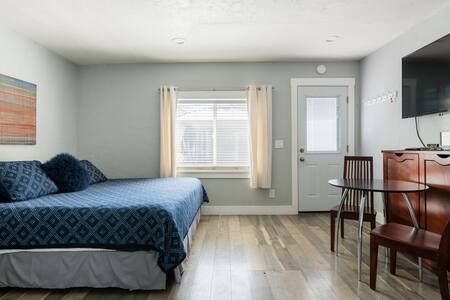 Cozy Guest Cottage in Willow Glen