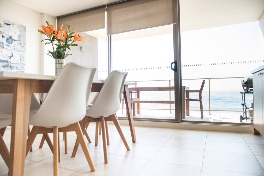 Dining table overlooking Basin Beach