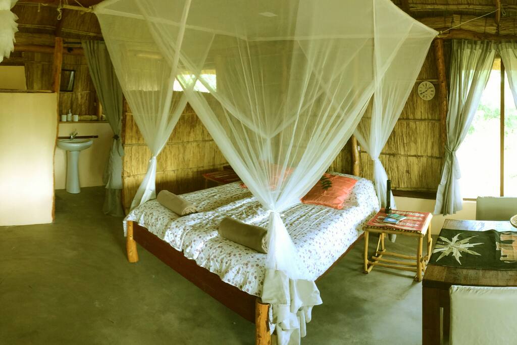 The luxury of a real bushcamp