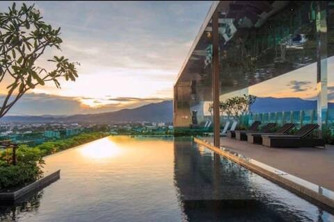 5-Star 50sqm Cosy Luxury Condo @ Astra