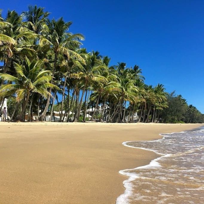 Palm Cove Beach just 25 minutes north of Cairns