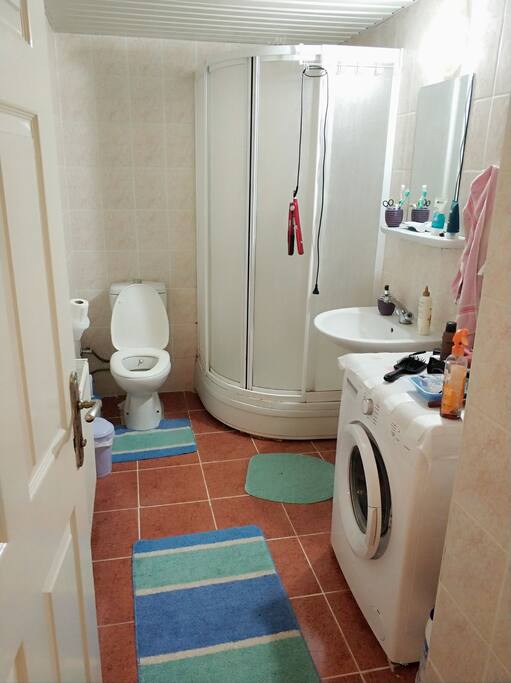Bathroom, Washing Machine / Banyo, Çamaşır Makinesi