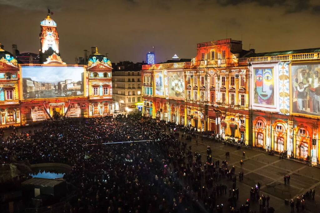 La Place des Terreaux illuminée