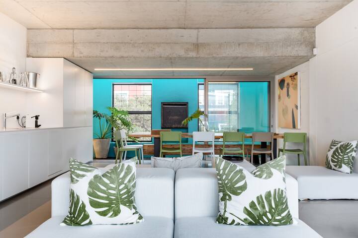 Rooftop Pool | Views | 24h power gallery image 2