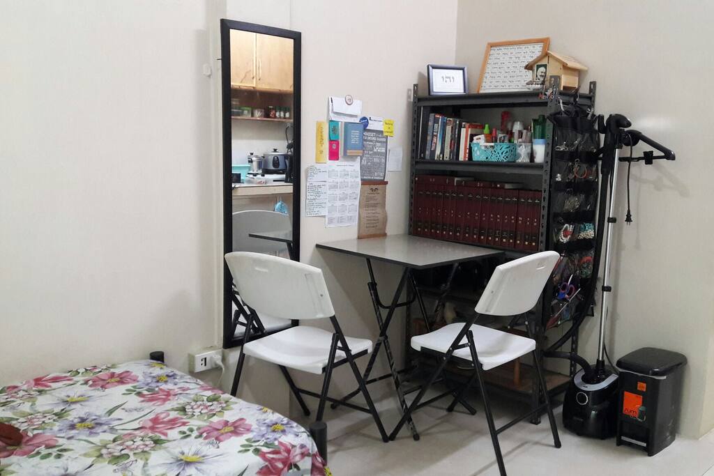 space for study or meals