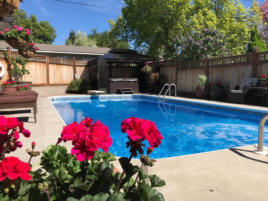 Heated pool and hot tub cabana.