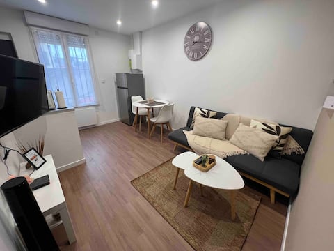 2P Modern near Paris 5min by RER B.