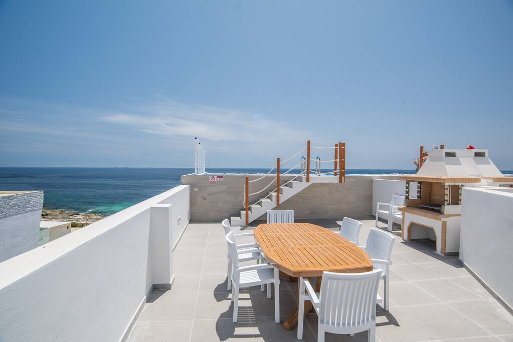 Outdoor Area; Table, Chairs and Barbecue