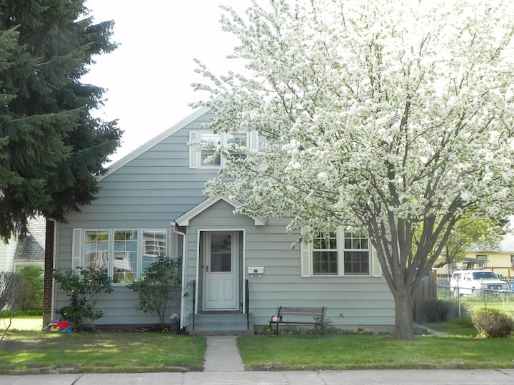 Charming and Unique Rose Park Bungalow! Houses for Rent in Missoula