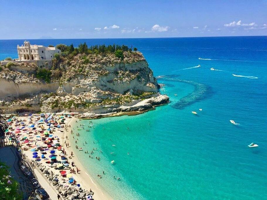Marina Dell'Isola Tropea Raggiungibile a Piedi a 900 Metri!