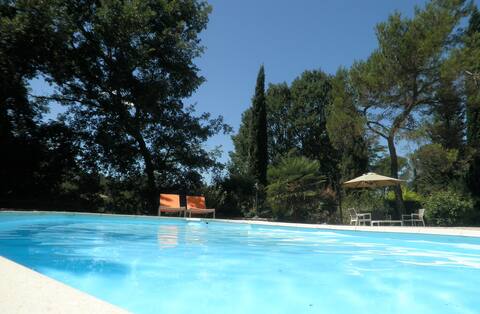 Beautiful villa with 4 bedrooms and pool