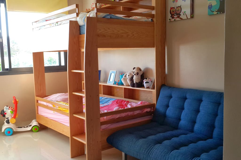 Kids bedroom
