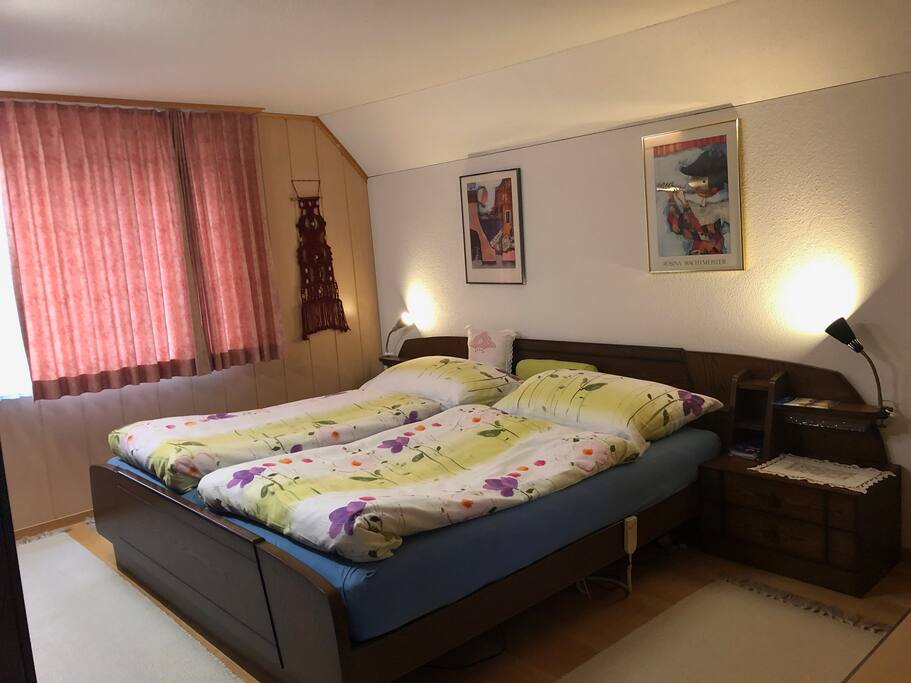 1. Room "Bürgenstock" with a bed 200x180