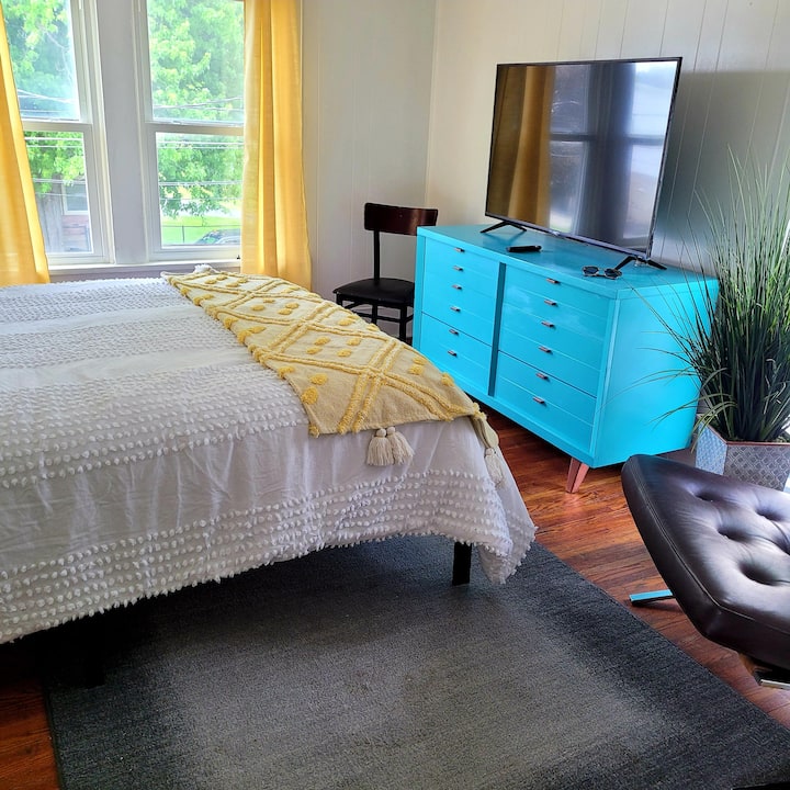 Tonawanda Vacation Rentals & Homes New York, United States Airbnb