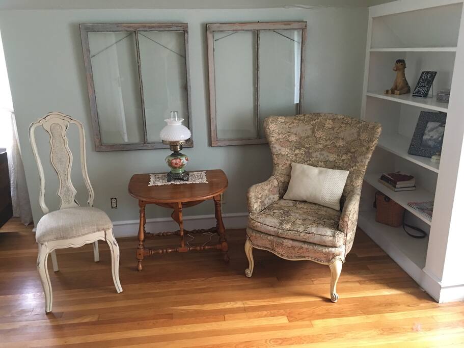 Enjoy your coffee, a book or a chat in your private sitting area.