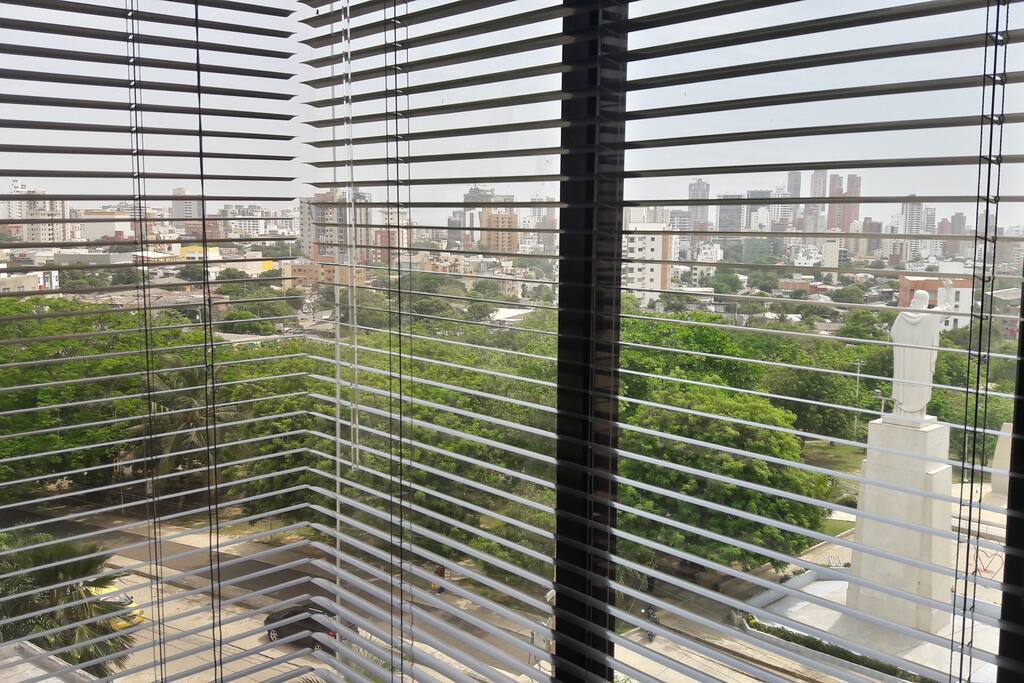Vista de la habitación hacia el parque Sagrado Corazón