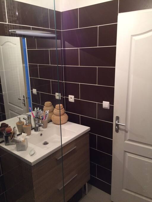 Douche à l'italienne.