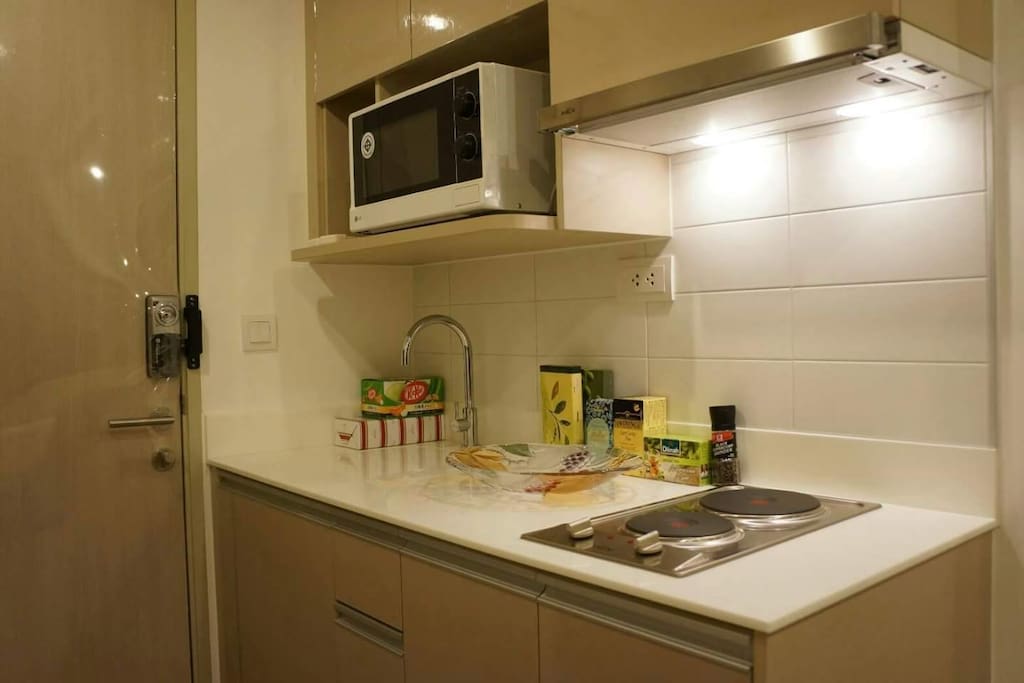 Room for Rent, City Area, 5,mins to MRT, 1 Bedroom, 33.06 sqm.
*Some decorations are not included