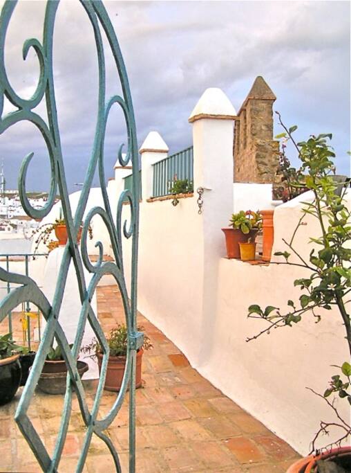 bedroom door to terrace
