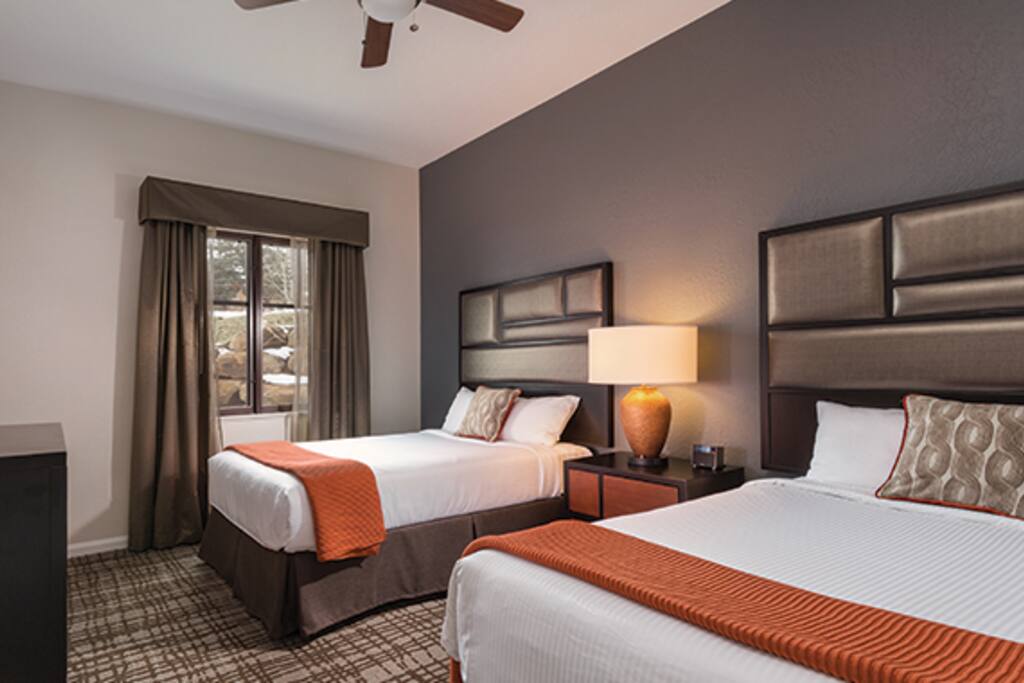 Guest bedroom