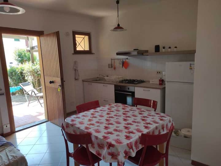 "Gabriella" Appartamentino Con Giardino A Numana - Sirolo