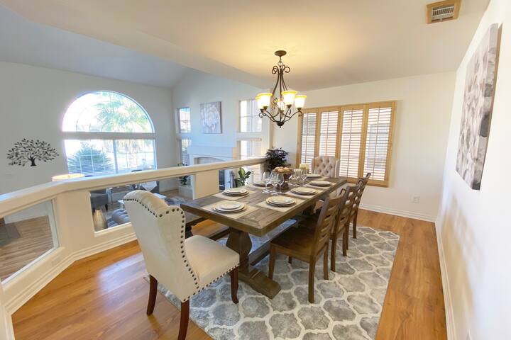 ♡ 緊鄰高爾夫球場 ♡ 優美後院 絕佳景觀 12分鐘 抵達大道 gallery image 2