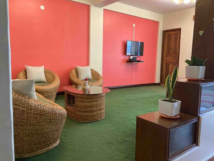 Clear Mt. Kanchenjunga View | 10mins Walk To Mall - Darjeeling