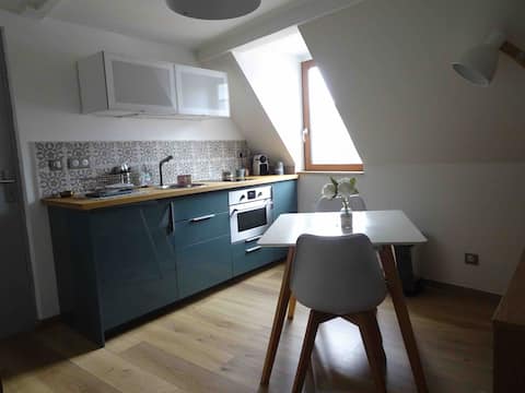 Au Numéro 7! Bel appartement en plein centre ville