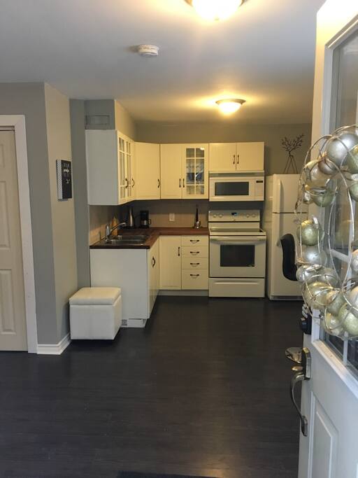 Full size kitchen