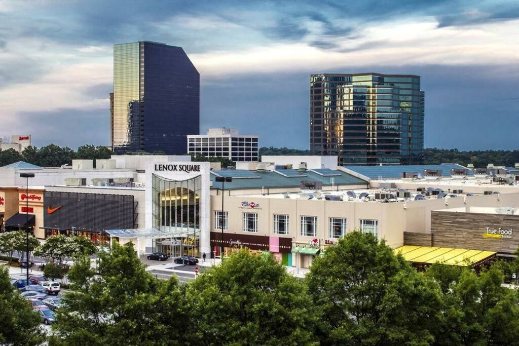 Lenox Sq mall and Buckhead are 1 exit away in Buckhead. Marta bus stop to Buckhead is directly in front of building. Also 1 Marta rail stop away.