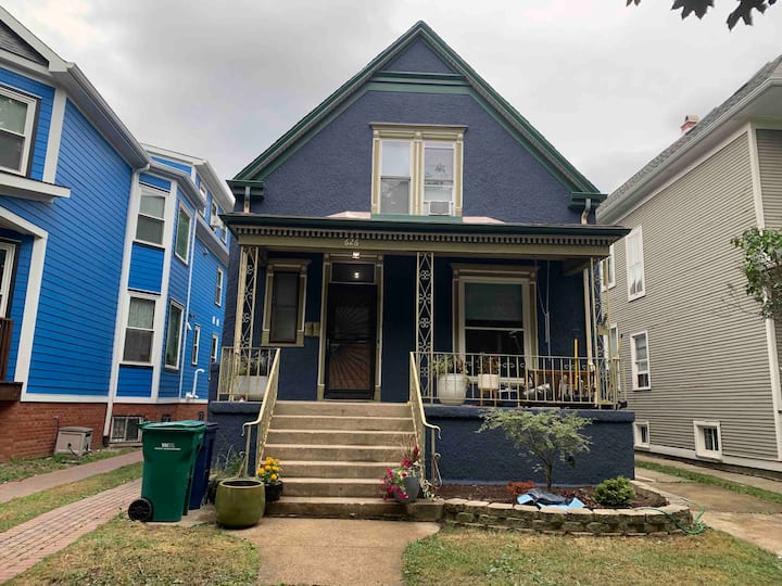 Big Family Escape, W/parking, Love Pets - Chicago