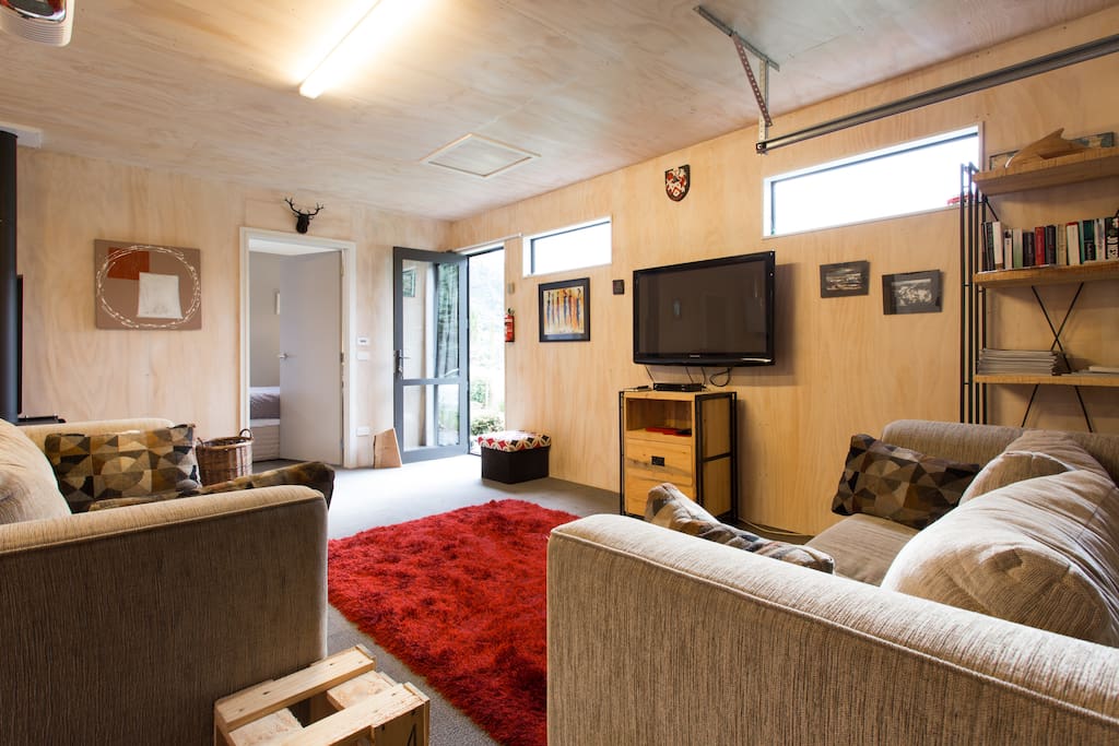 Plenty of room to relax, read, create...