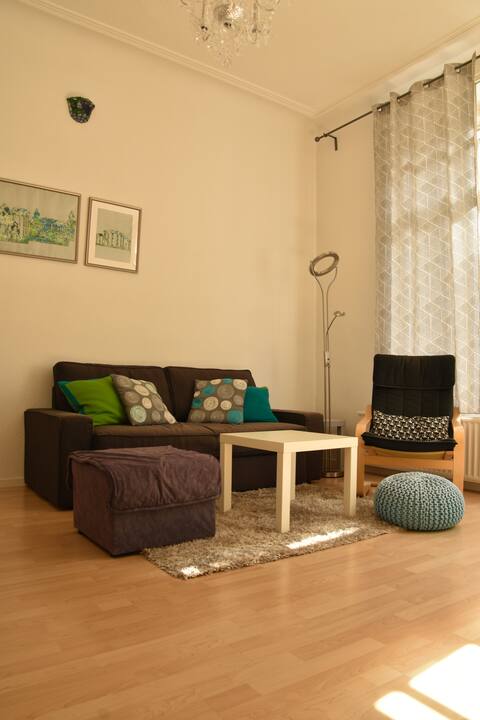 Top Airbnb: Renovated apartment in the center of Aachen in Aachen
