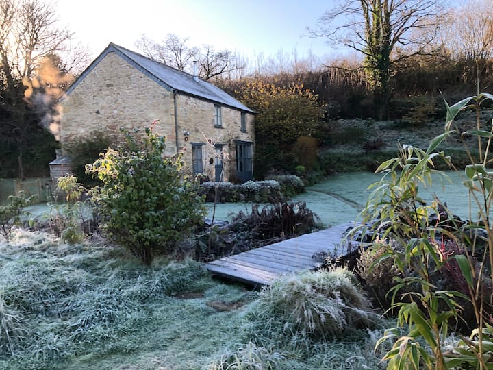 River Cottage at Carbis Mill Cottages for Rent in Saint Erth, United