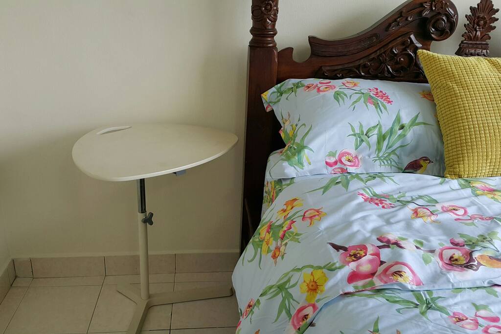 Space enough for Side Table or you may turn it to a Writing Desk for your Laptop.