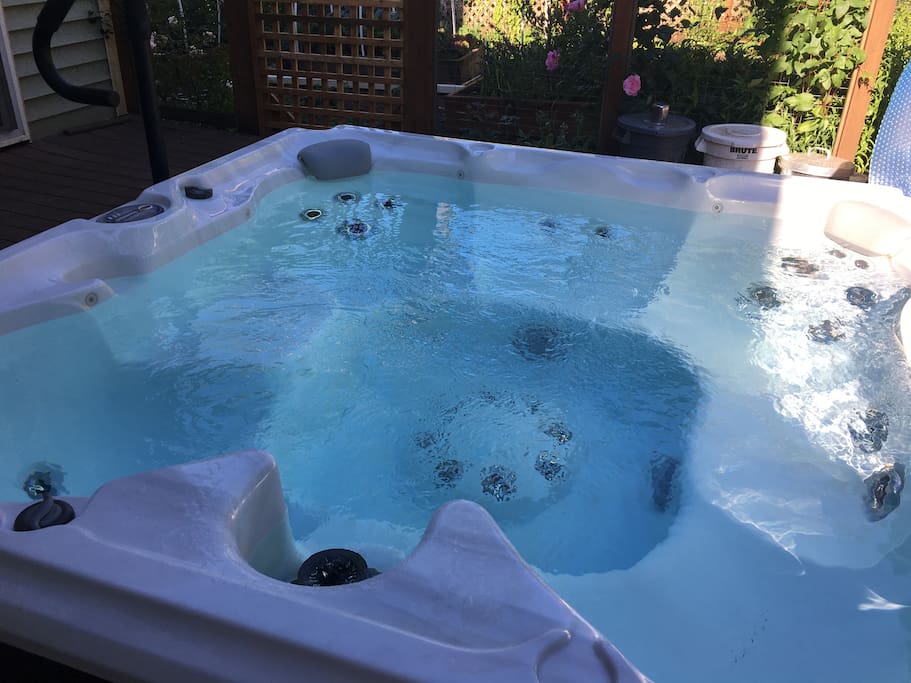 Relax in the hot tub!