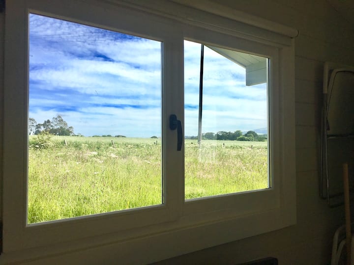 Tanglewood Cottage At The Old Schoolhouse - Greystones