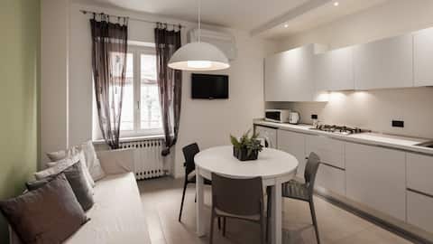 Top Airbnb: CityCenter Il Vicolo Aparthotel Verona 1 Bedroom 2W in Verona