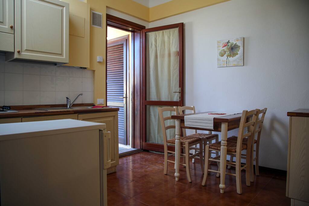 Soggiorno con cucinotto