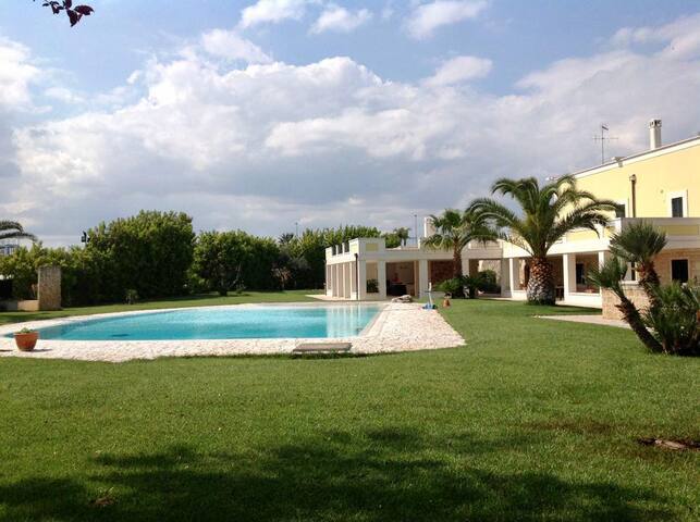 Villa con Piscina e SPA, Puglia gallery image 3